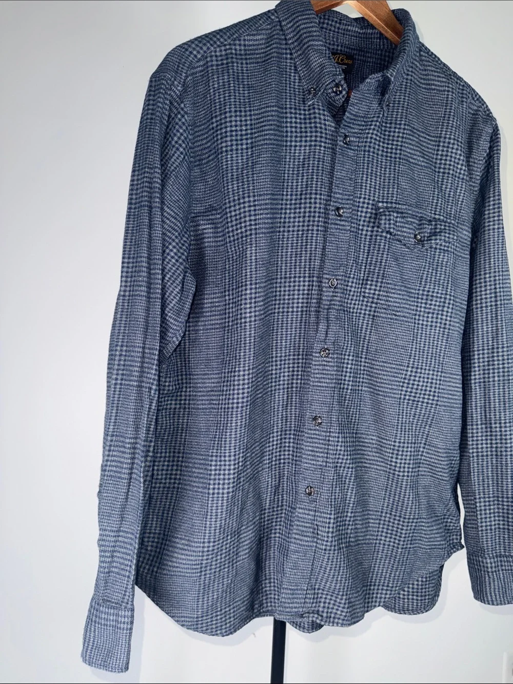 J.Crew Cashmere-Cotton Long Sleeve Button Down in Houndstooth Midnight | L
